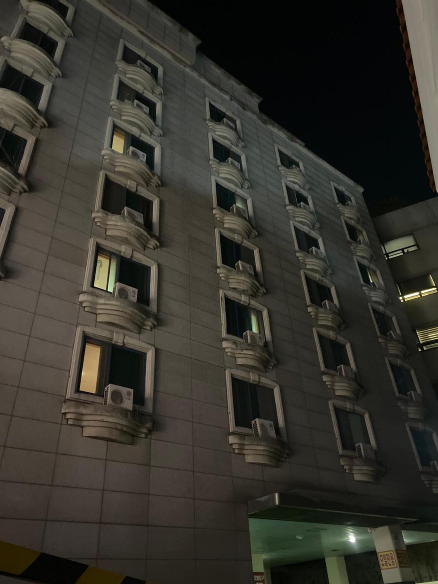 Alibaba Motel Busan Eksteriør billede