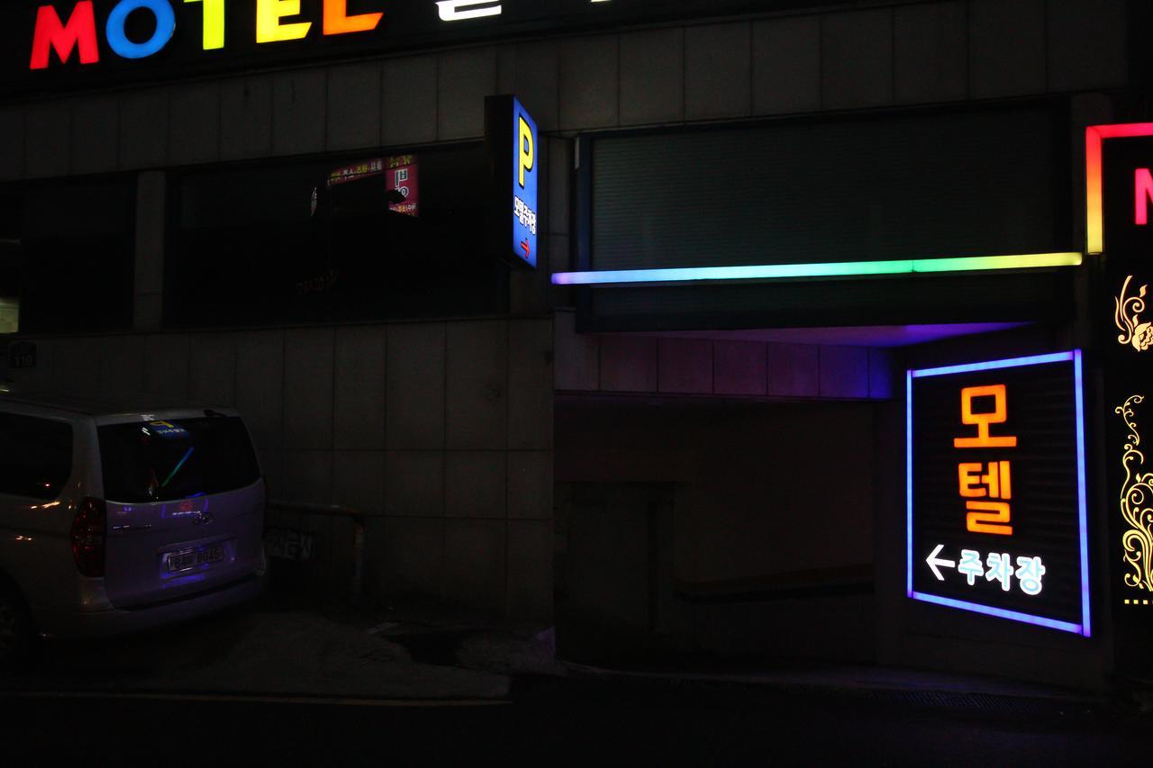 Alibaba Motel Busan Eksteriør billede